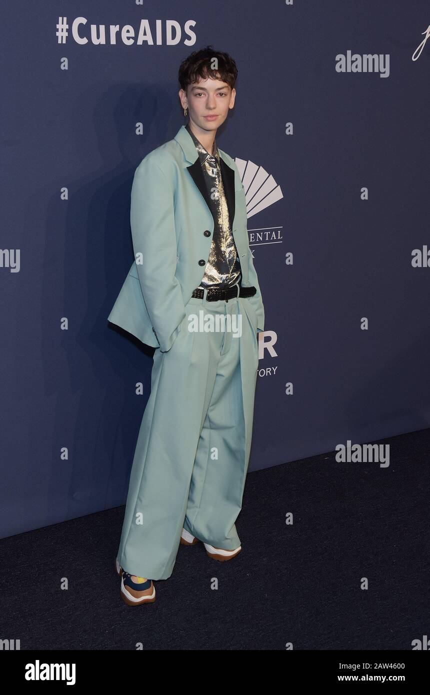 New YORK, NEW YORK - 05 FÉVRIER: Brigette Lundy-Paine assiste au Gala de New York de l'AMFAR 2020 le 05 février 2020 à New York City. Photo : Jeremy Smith/imageSPACE/MediaPunch Banque D'Images