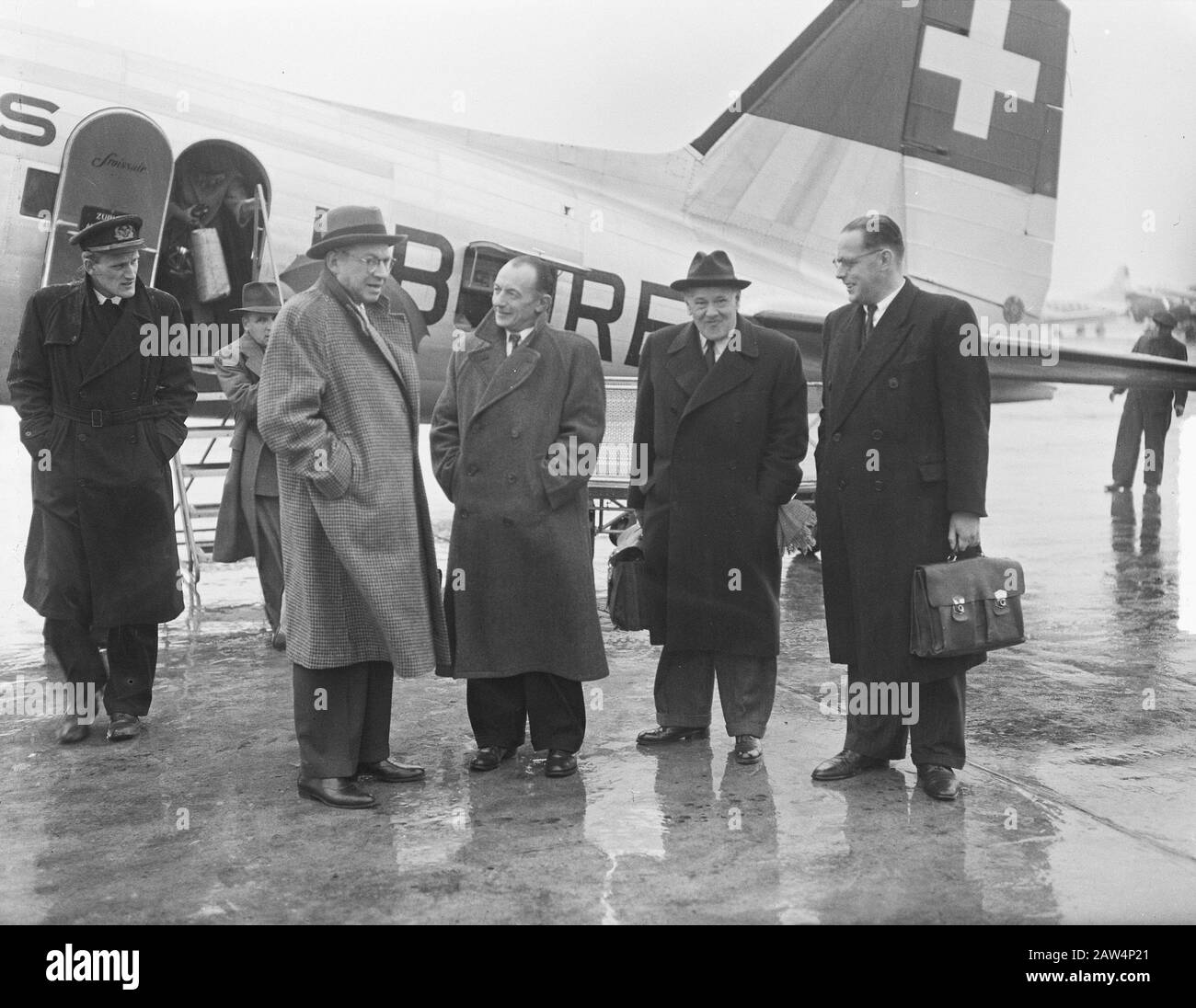 Mission Lions (film Story Pays-Bas) Date : 23 octobre 1949 lieu : Pays-Bas mots clés : missions, aéroports Nom De La Personne : Lions Banque D'Images