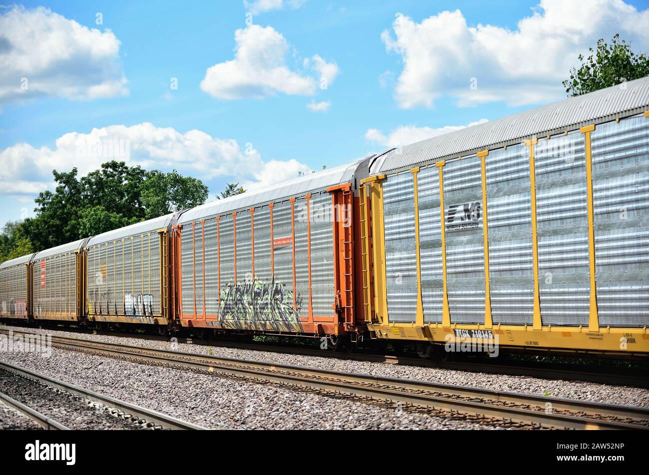 Pack de 4 wagons Union Pacific box car Fret Z 1/220