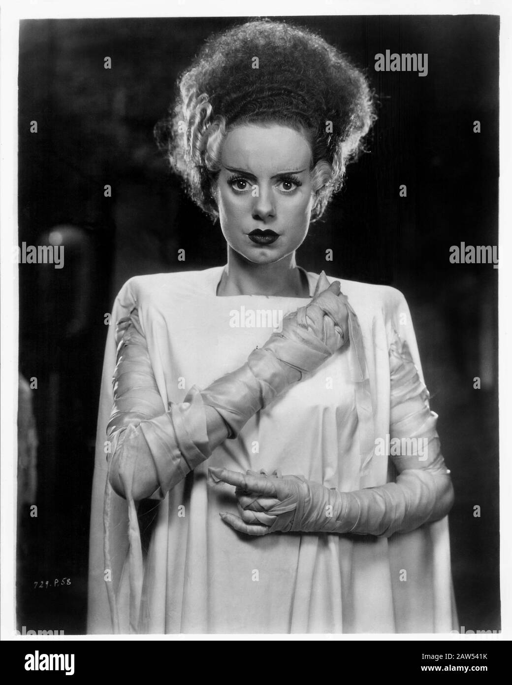 The bride of frankenstein 1935 elsa lanchester Banque de photographies ...