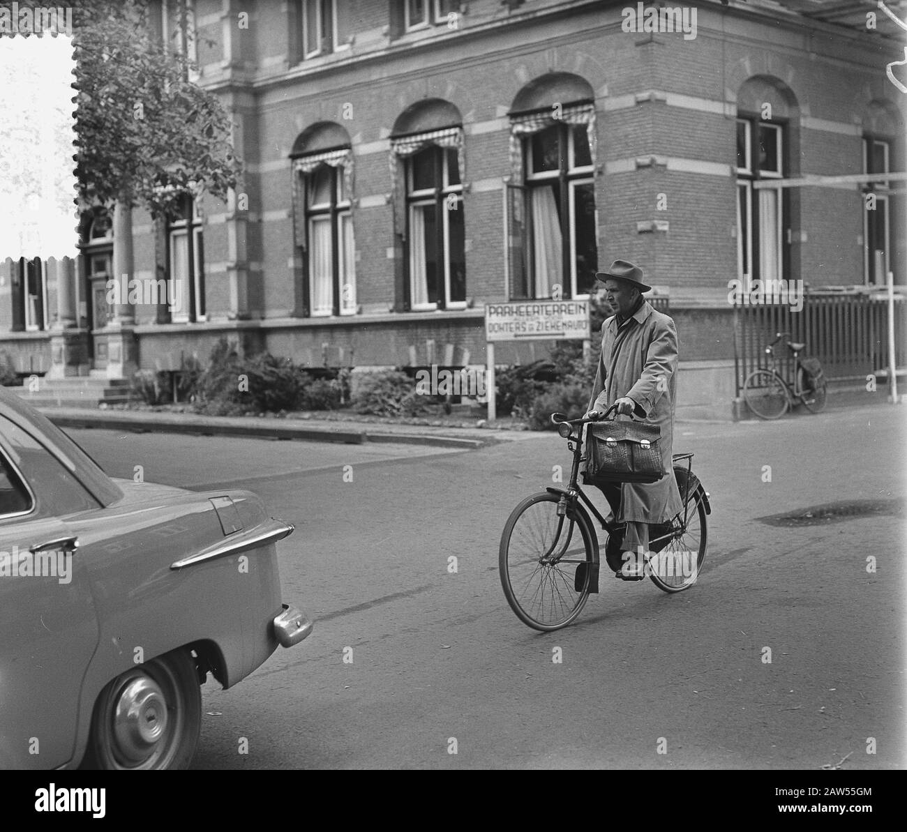 Opération de séparation des jumeaux joints Leeuwarden Date : 11 juin 1954 lieu : Friesland Leeuwarden mots clés : opérations jumeaux Banque D'Images