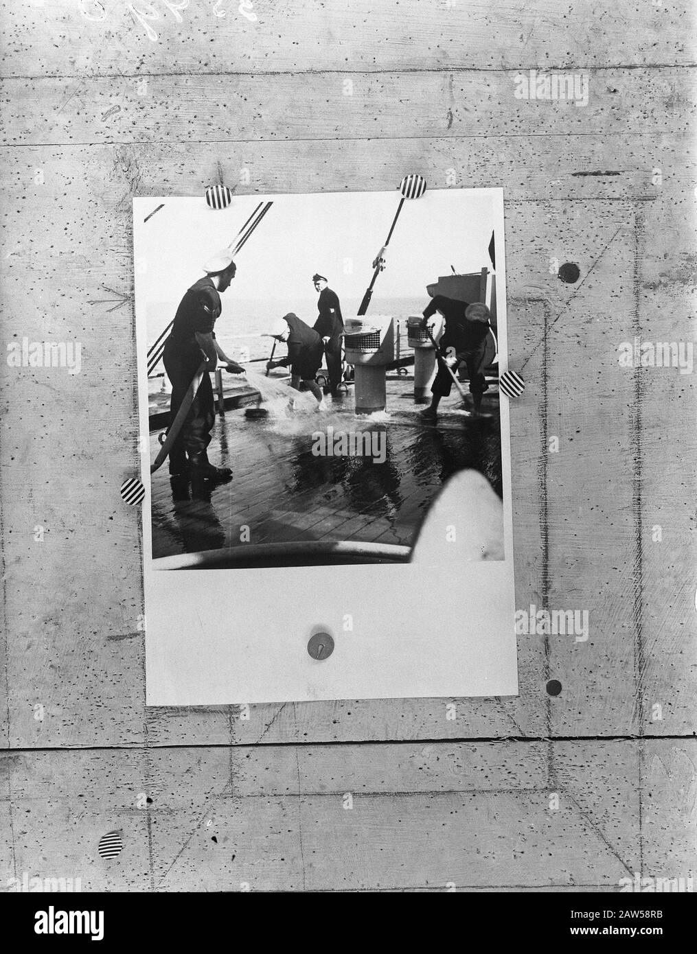 Repro Marvo Scrubing Ship Date : 15 Août 1949 Mots Clés : Reproductions Nom De L'Institution : Marvo Banque D'Images