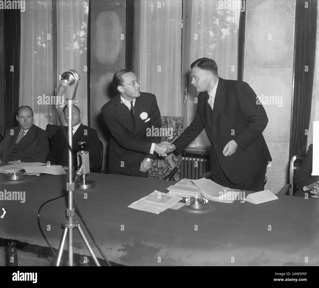 Prince Bernhard fondation honorifique 40 45 Date : 4 septembre 1950 Nom De La Personne : Bernhard, prince Banque D'Images
