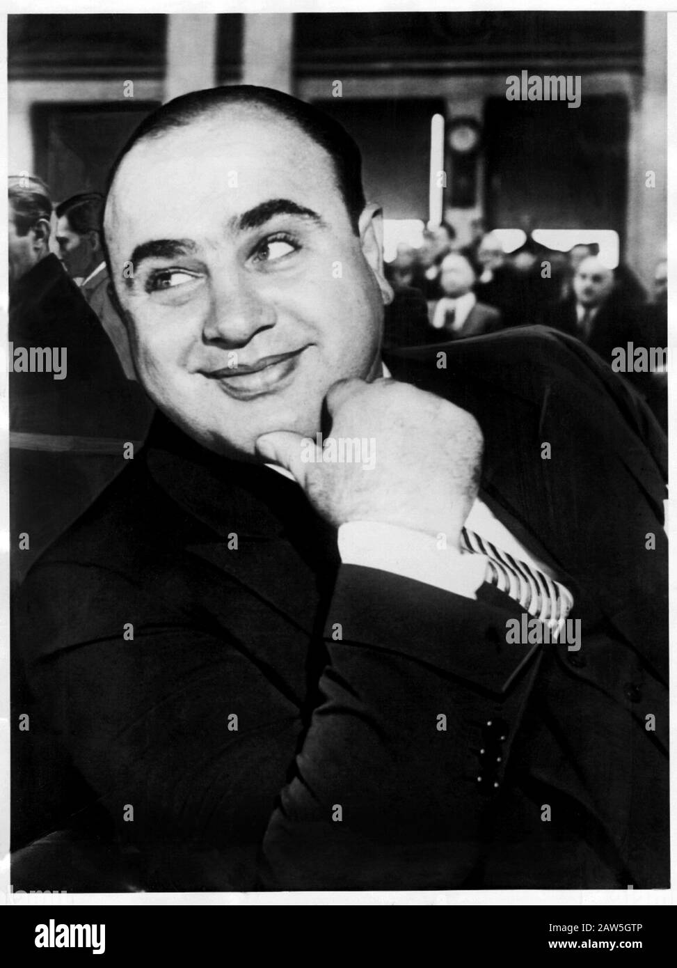 1931, 8 octobre , CHICAGO , États-Unis : Le célèbre gangstern al CAPONE ( Born Alphonse Caponi , New York , 1899 - Palm Spring 1947 ) pendant le procès à Cou Banque D'Images