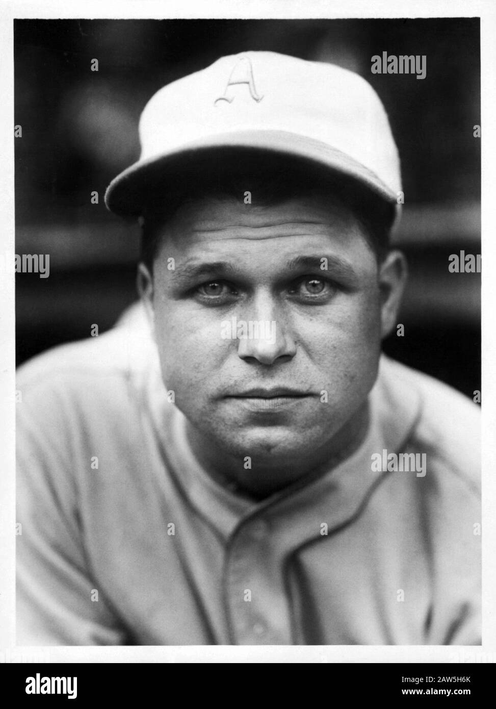 1931 , NEW YORK , USA : Le célèbre joueur américain de base-ball JIMMIE FOXX ( James Emory Jimmie Foxx ) aka Double X ou La Bête ( 1907 - 1967 ) Banque D'Images