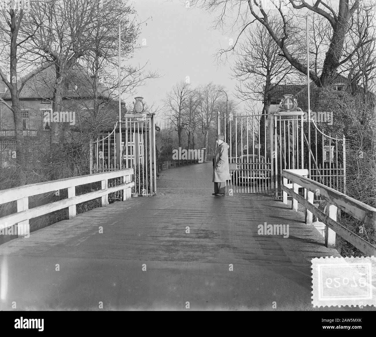 Levée De Péage Warmond Date : 23 Décembre 1953 Lieu : Warmond, South Holland Mots Clés : Tol Banque D'Images