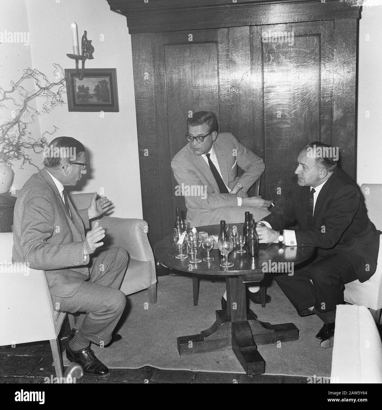 Mission Televizier Date: 4 Novembre 1964 Nom De L'Institution: Televizier Banque D'Images