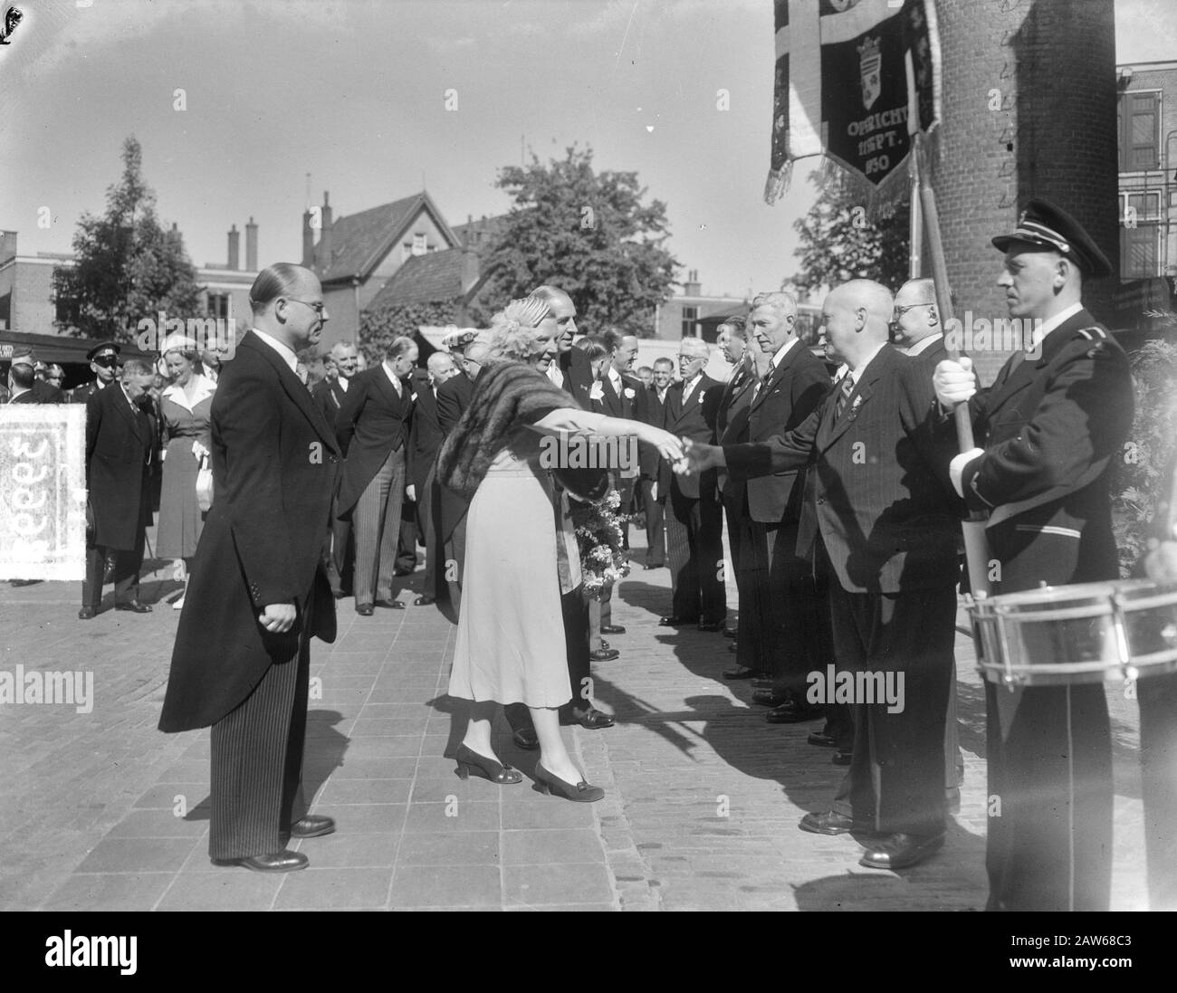 Meppel Date : 1 Juin 1950 Lieu : Meppel Mots Clés : Visite Banque D'Images