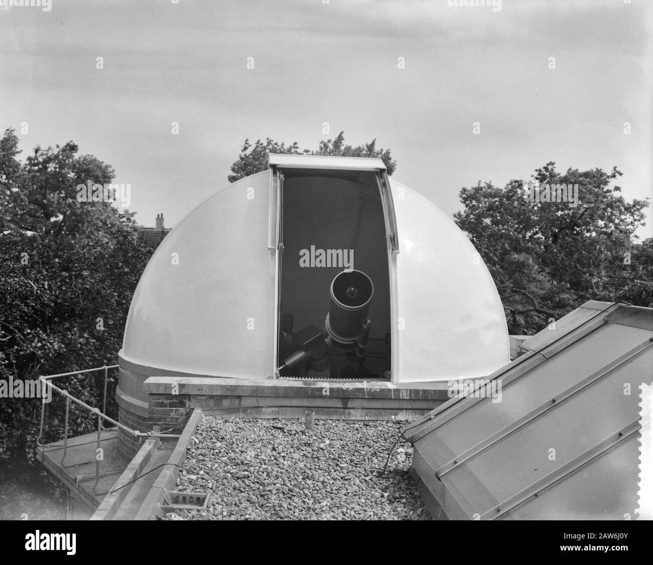 Installation du nouveau Van Street Viewer à l'observatoire du dôme va Utrecht Date : 18 juin 1959 Banque D'Images