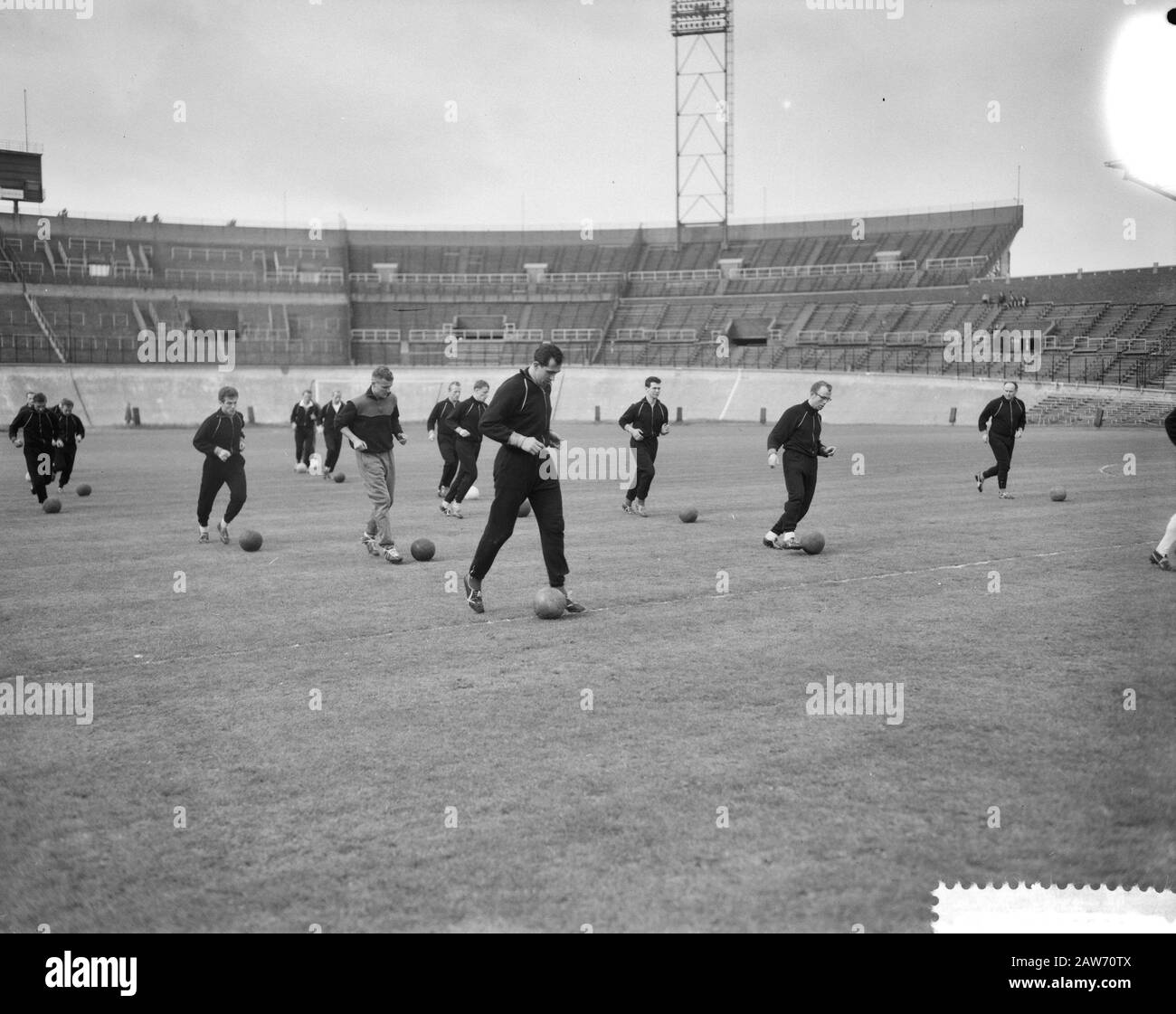 Formation finale équipe néerlandaise pour match Allemagne de l'est Date: 11 mai 1961 lieu: DDR, Allemagne mots clés: Équipes, matches Banque D'Images