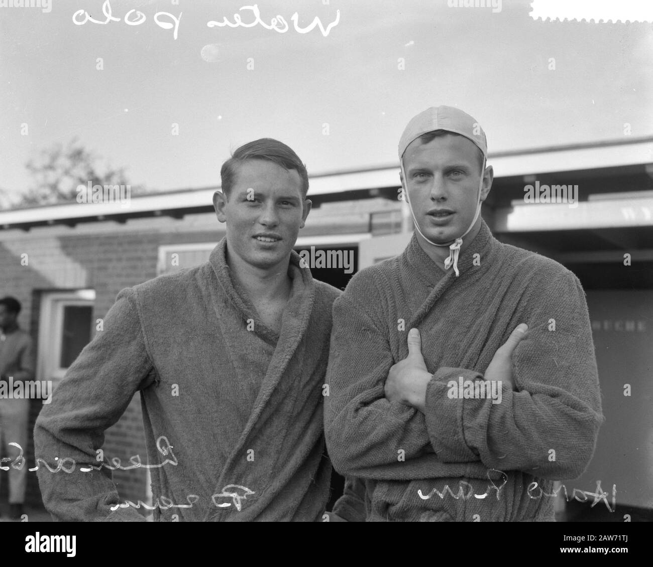 Zeslanden tournoi de water-polo Maisons. Pays-Bas contre la France (2-1). Bram Leenaards (gauche) et Harro Ran (droite); Banque D'Images