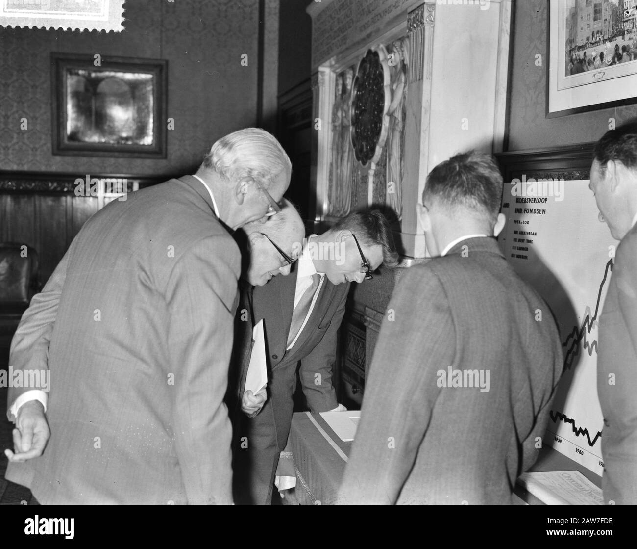 Marché de l'emploi Date : 9 septembre 1962 mots clés : échanges Banque D'Images