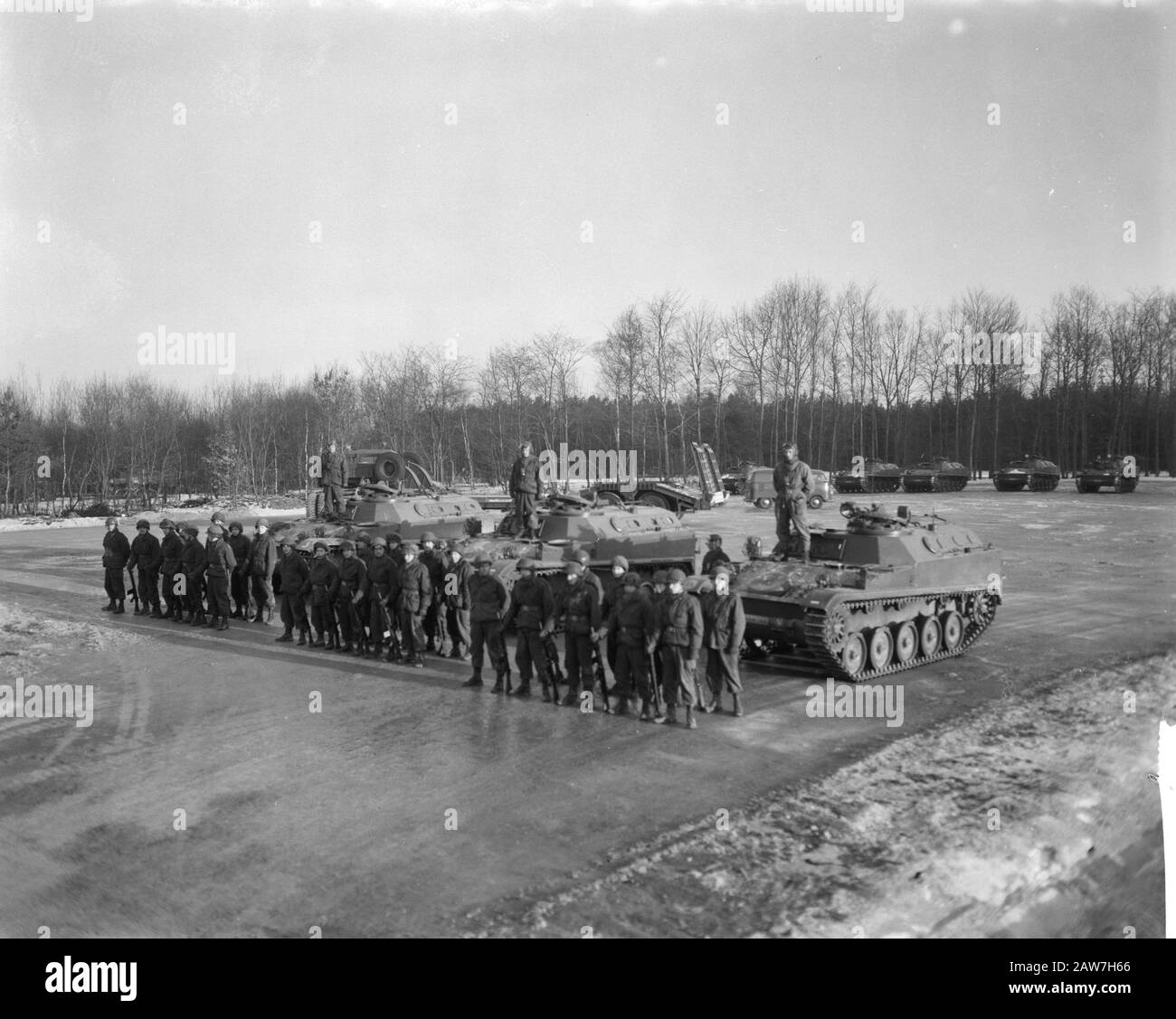 Ouverture du centre d'entraînement d'infanterie blindée près de Veldhoven Date : 9 janvier 1963 lieu : Noord-Brabant, Veldhoven mots clés : infanterie, Ouvertures Banque D'Images