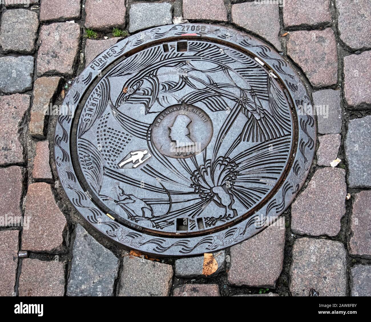 La couverture de trou d'homme conçue par Peter Hentze illustre l'histoire de Hans Christian Andersen, le Soldier De l'étain Ferme. Copenhague, Danemark Banque D'Images