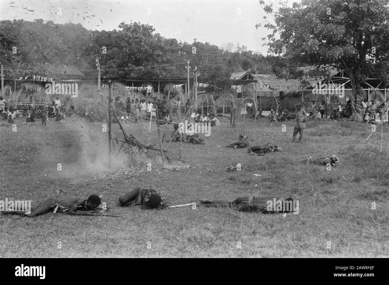 Nouvelle Guinée Photos De L'Article Les Bons Vieux Jours Nouvelle Guinée Date: Octobre 1948 Lieu: Indonésie, Pays-Bas Antilles Orientales, Nouvelle Guinée Banque D'Images