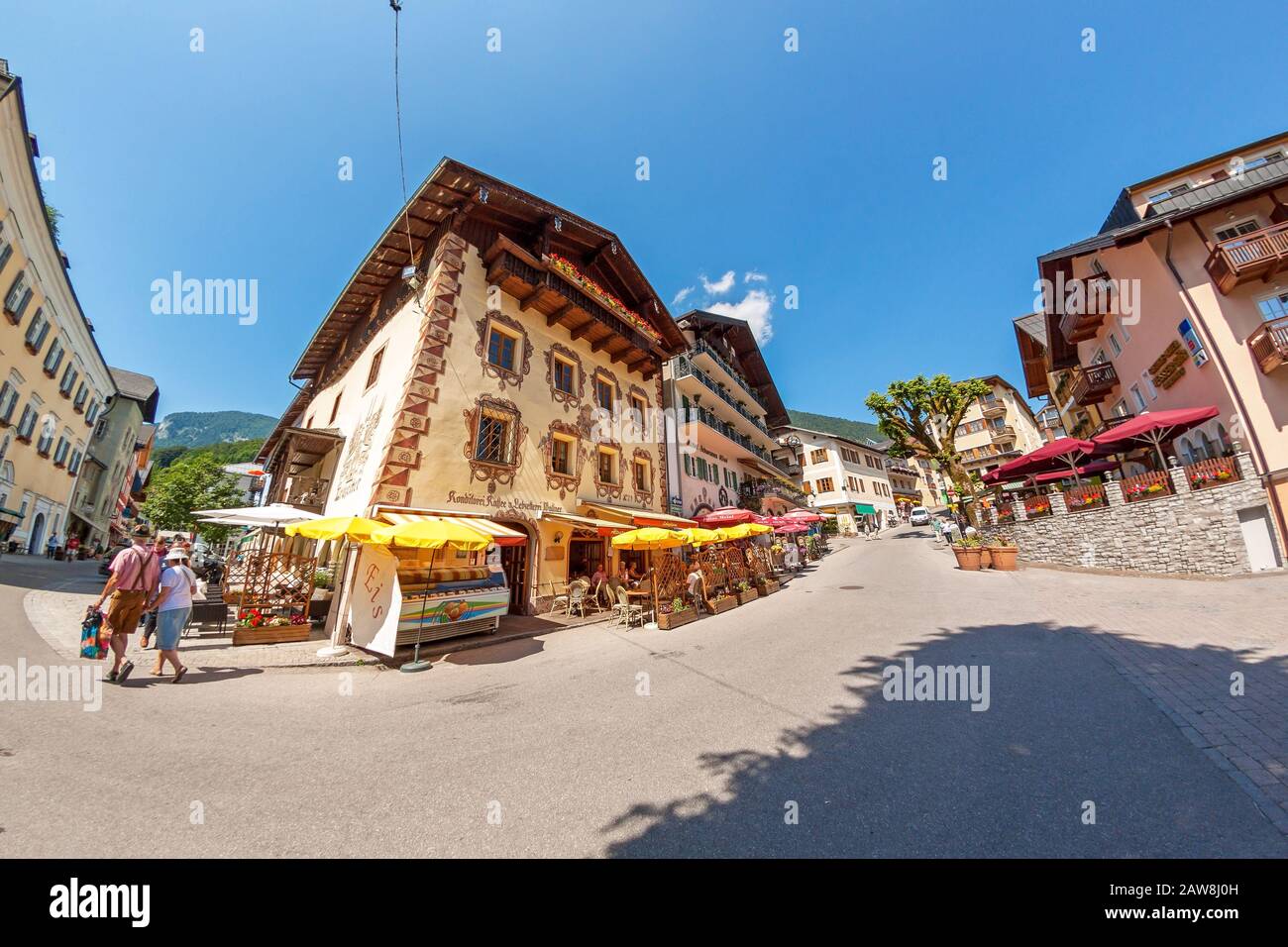 St Wolfgang, Autriche - 23 juin 2014 : le centre du village. Sankt Wolfgang est une destination de voyage célèbre, située au Wolfgangsee. Banque D'Images