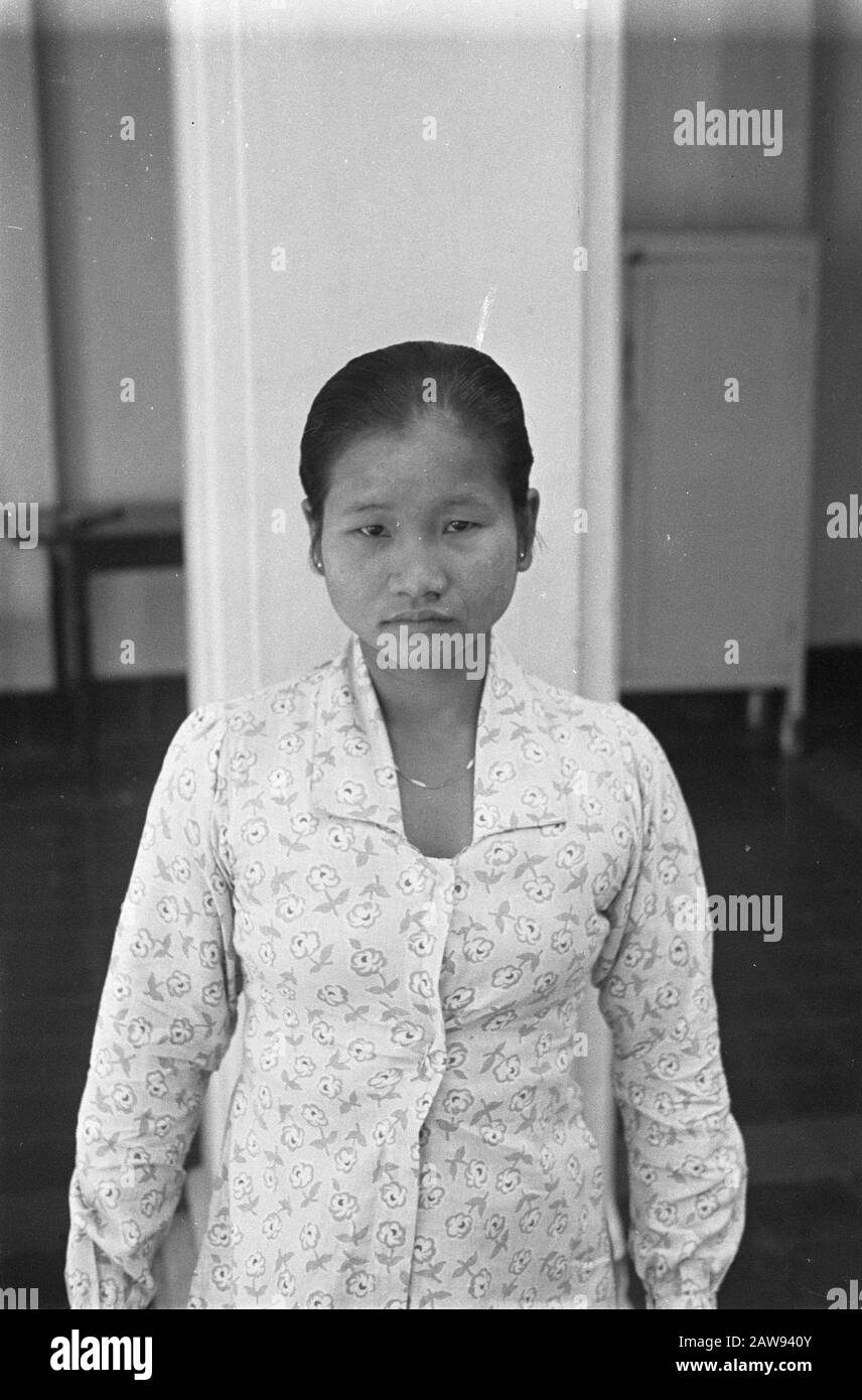Portrait d'une femme indonésienne Date : 1947 lieu : Indes orientales néerlandaises d'Indonésie Banque D'Images