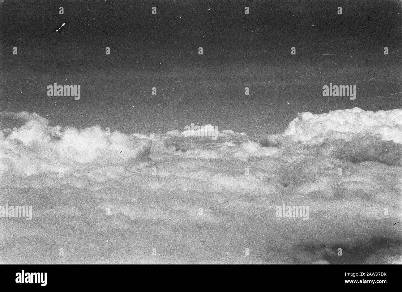 Images de l'avion. Clouds Air Date: 01/01/1947 Lieu: Indonésie Hollandais East Indies Banque D'Images