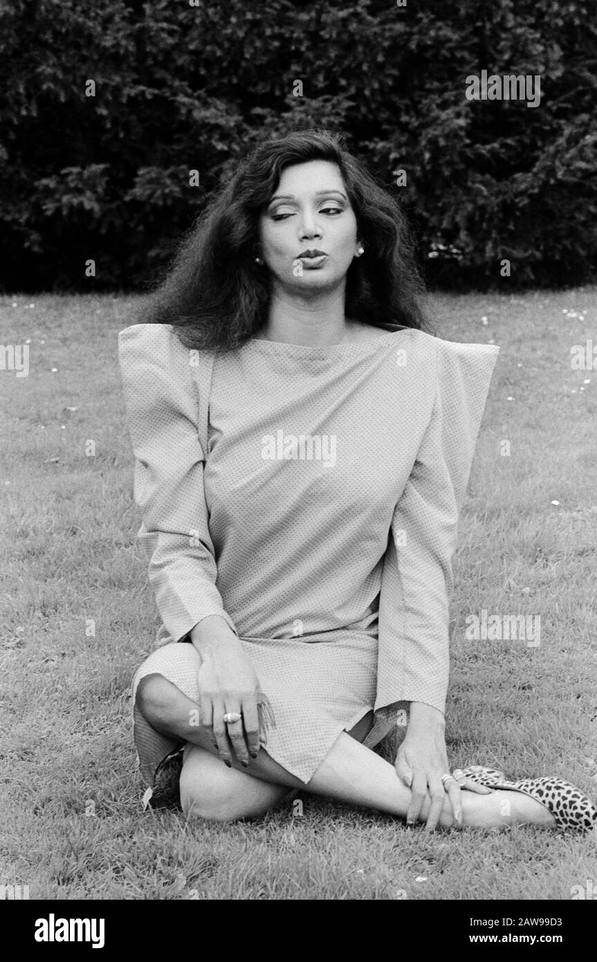 Asha Puthli, indische Sängerin und Sauspielerin, Hambourg, Allemagne, 1979. L'actrice et chanteuse indienne Asha Puthli à Hambourg, en Allemagne, vers 1979. Banque D'Images