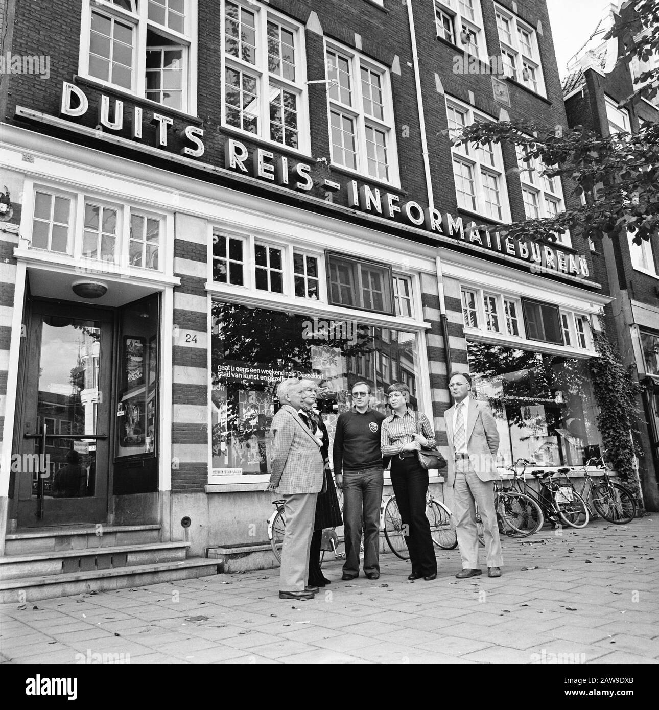 Bureau De Presse De La Mission Ad, Office Allemand Des Voyages Et De L'Information Spui Amsterdam Date: 11 Octobre 1977 Lieu: Amsterdam, Noord-Holland Nom De L'Institution: Algemeen Dagblad Banque D'Images