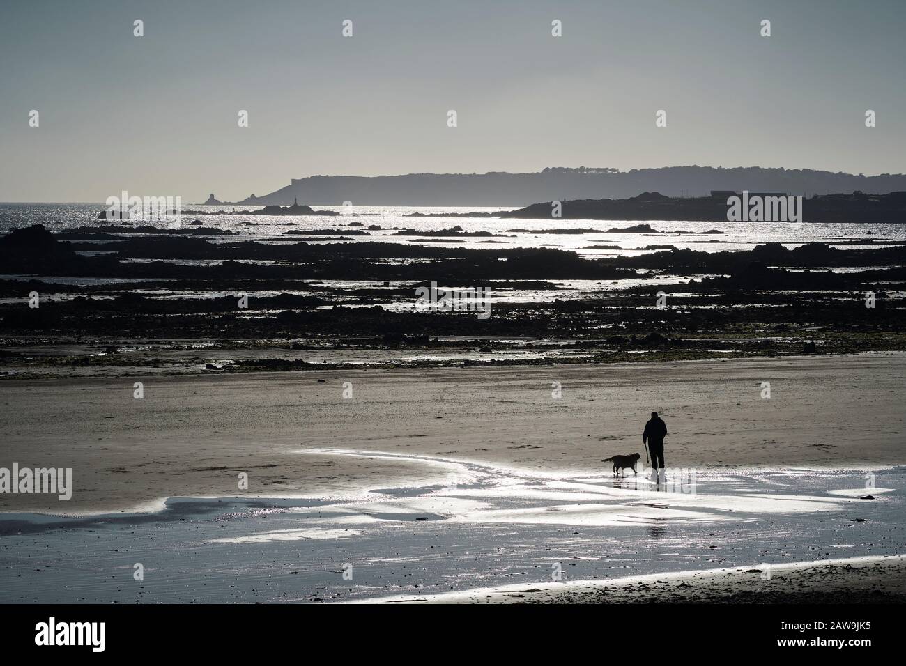 Jersey, Îles Anglo-Normandes. La plage près de St Helier Banque D'Images