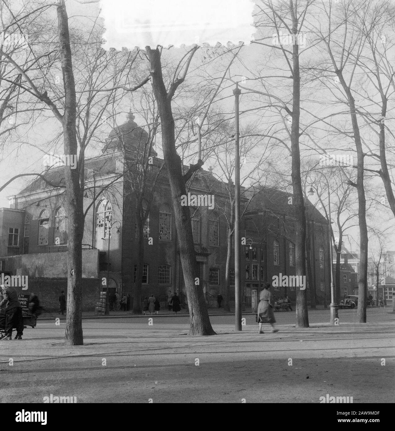 Synagogue principale sœur néerlandaise JD Meyerplein Amsterdam Date : 2 décembre 1953 lieu : Amsterdam, Noord-Holland mots clés : synagogues Nom De La Personne : JD Meyerplein Banque D'Images