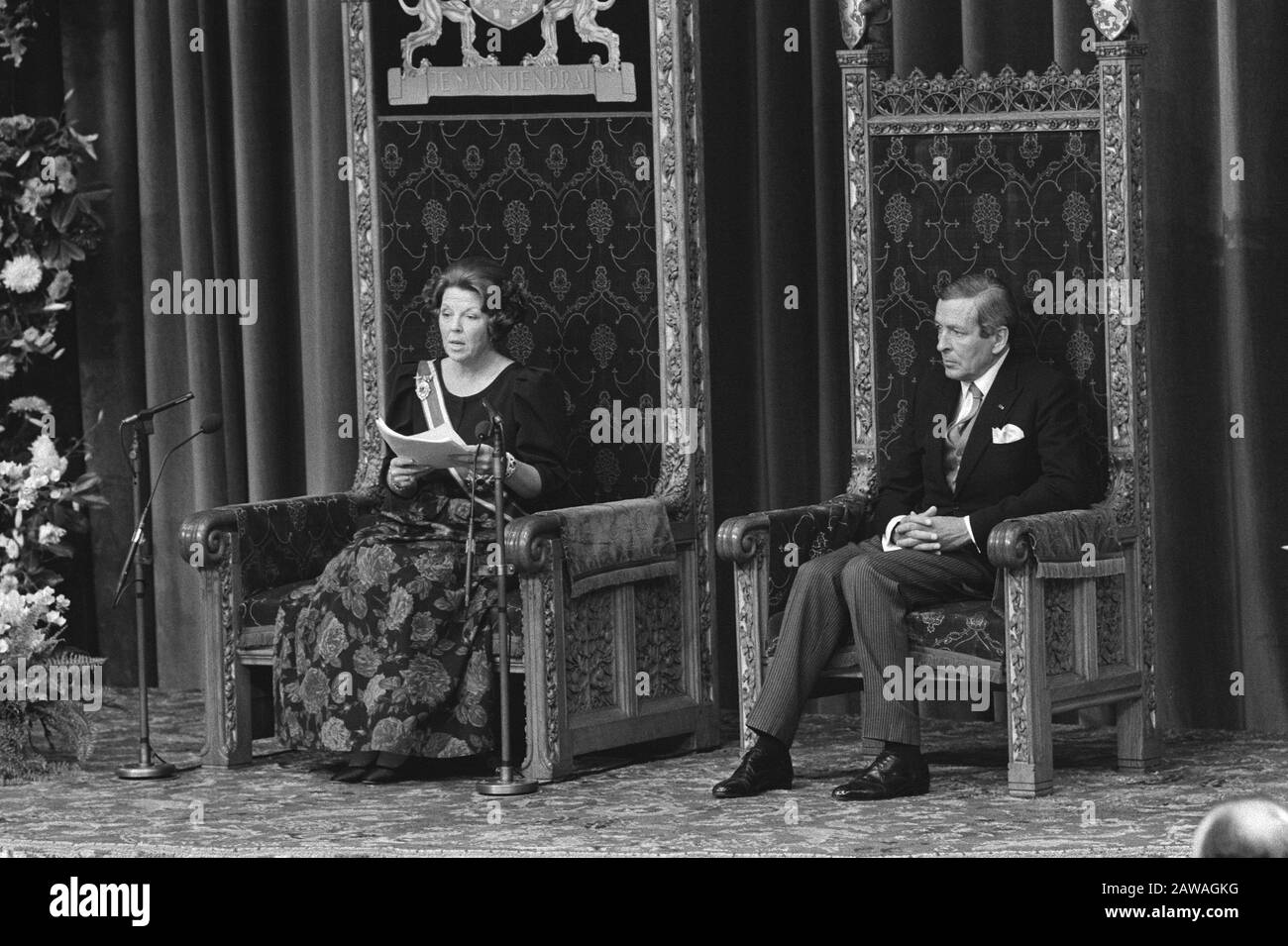 Discours du prince claus Banque d'images noir et blanc - Alamy