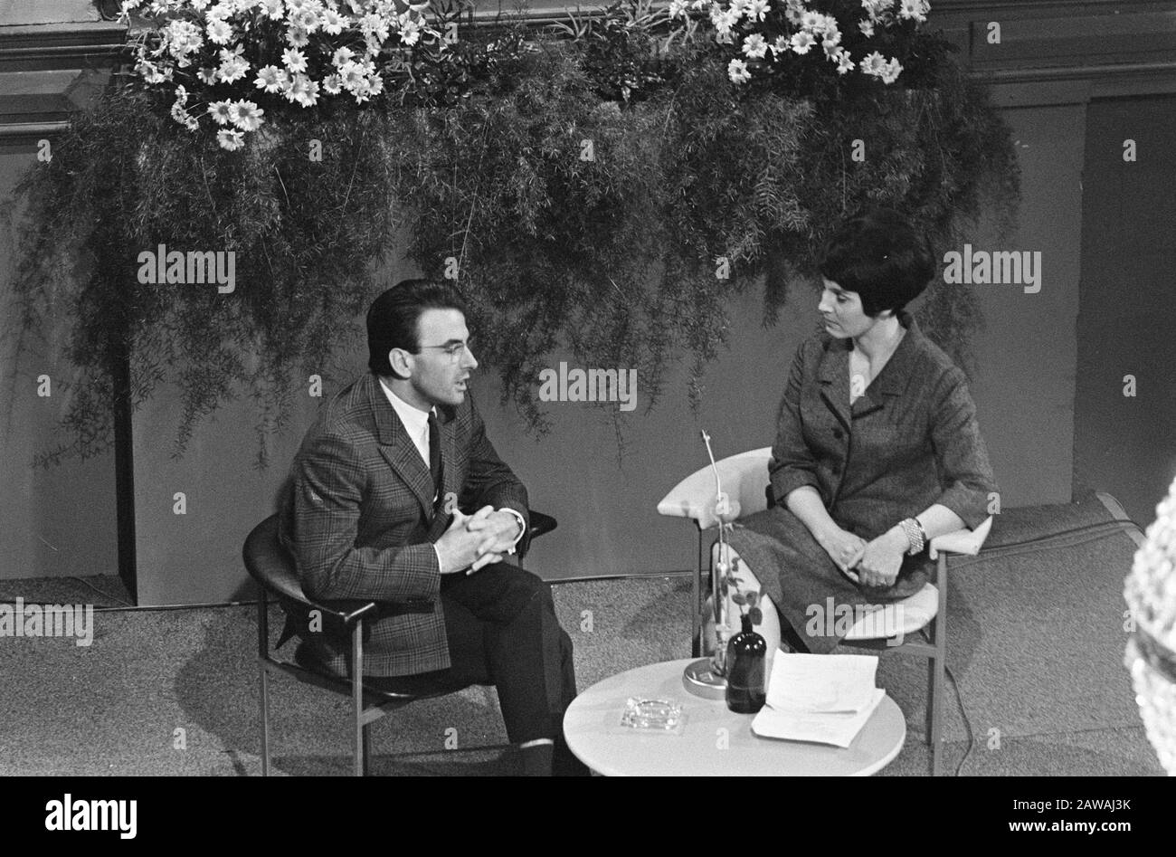 Mies and scene Joachim agitation (allemand de tel qu'il est) Date: 9 janvier 1966 mots clés: Scenes Personne Nom: Mies Banque D'Images