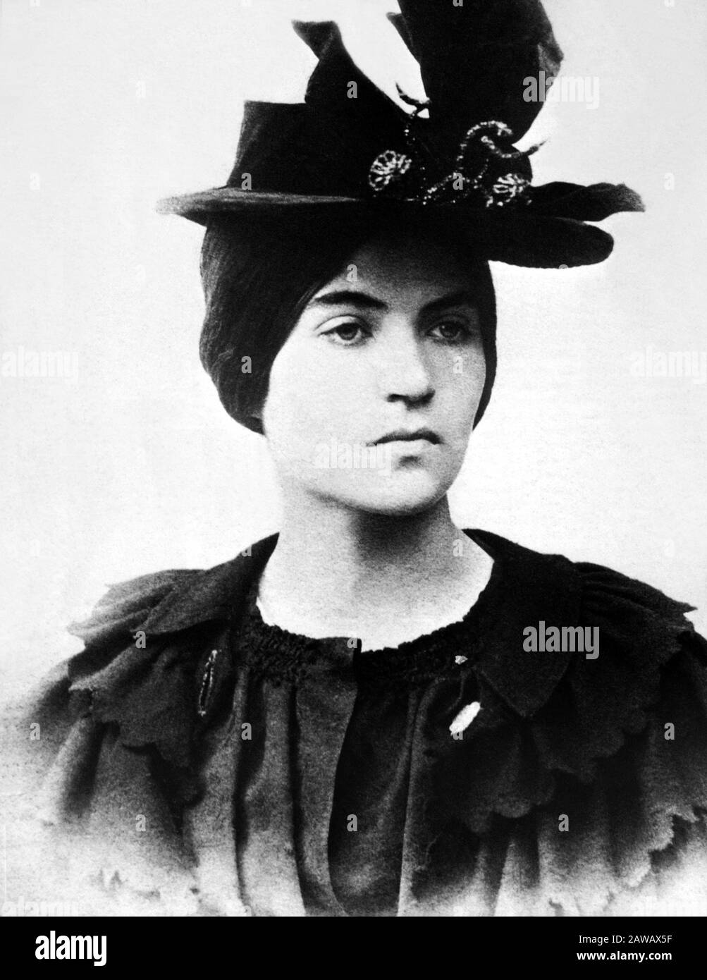1890 CA , Paris , FRANCE : la célèbre femme impressionniste française  peintre et Muse SUZANNE VALADON ( 1865 - 1938 ) , mère du peintre MAURICE  UT Photo Stock - Alamy