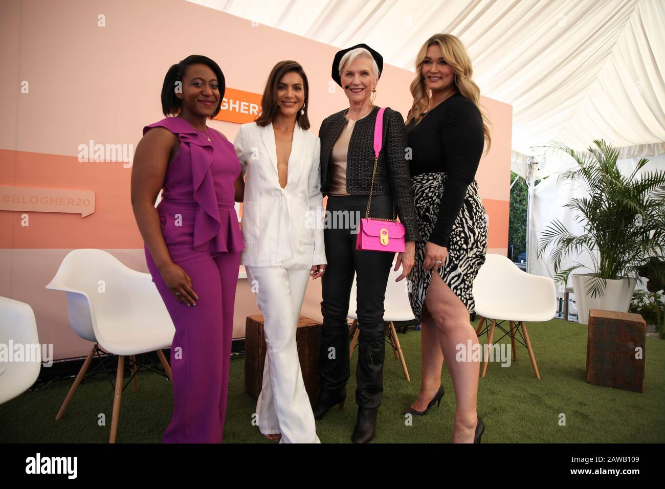 (L-R) Angélique Jackson, Camila Coelho, Maye Musk et Hunter McGrady Portrait à #Blogher20 Health à Rolling Greens le 1er février 2020 à Los Angeles, Californie. Banque D'Images