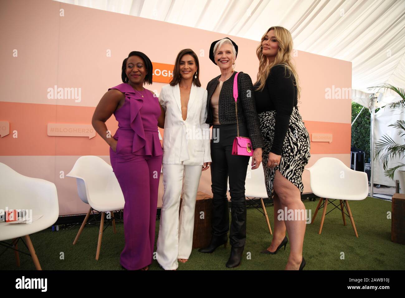 (L-R) Angélique Jackson, Camila Coelho, Maye Musk et Hunter McGrady Portrait à #Blogher20 Health à Rolling Greens le 1er février 2020 à Los Angeles, Californie. Banque D'Images
