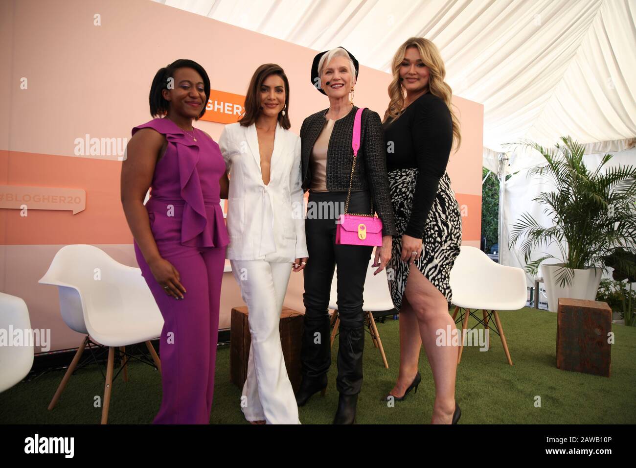 (L-R) Angélique Jackson, Camila Coelho, Maye Musk et Hunter McGrady Portrait à #Blogher20 Health à Rolling Greens le 1er février 2020 à Los Angeles, Californie. Banque D'Images