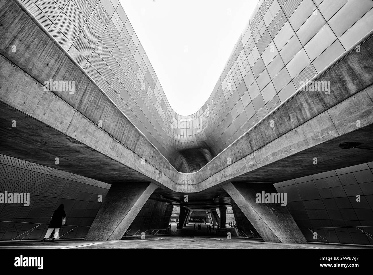 Dongdaemun Design Plaza À Séoul, Corée Du Sud Banque D'Images