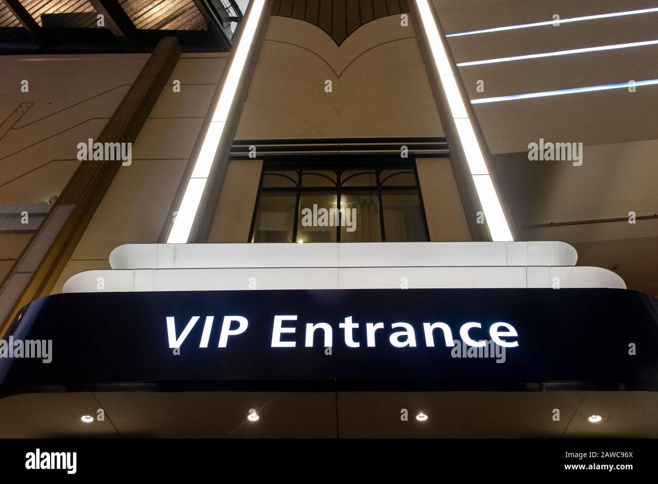 Un billet VIP s'affiche dans le Millennium Dome de North Greenwich, Londres Banque D'Images