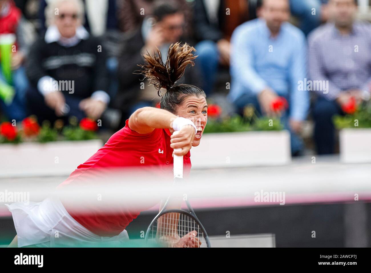 Carthagène, Espagne. 7 février 2020. Joueur espagnol, Sara Sorribes gagne à Naomi Osaka, dans le premier match entre l'Espagne et l'équipe nationale du Japon pour FedCup BNP Paribas. Sara Sorribas pendant le match. Crédit: Abel F. ROS/Alay Live News Banque D'Images