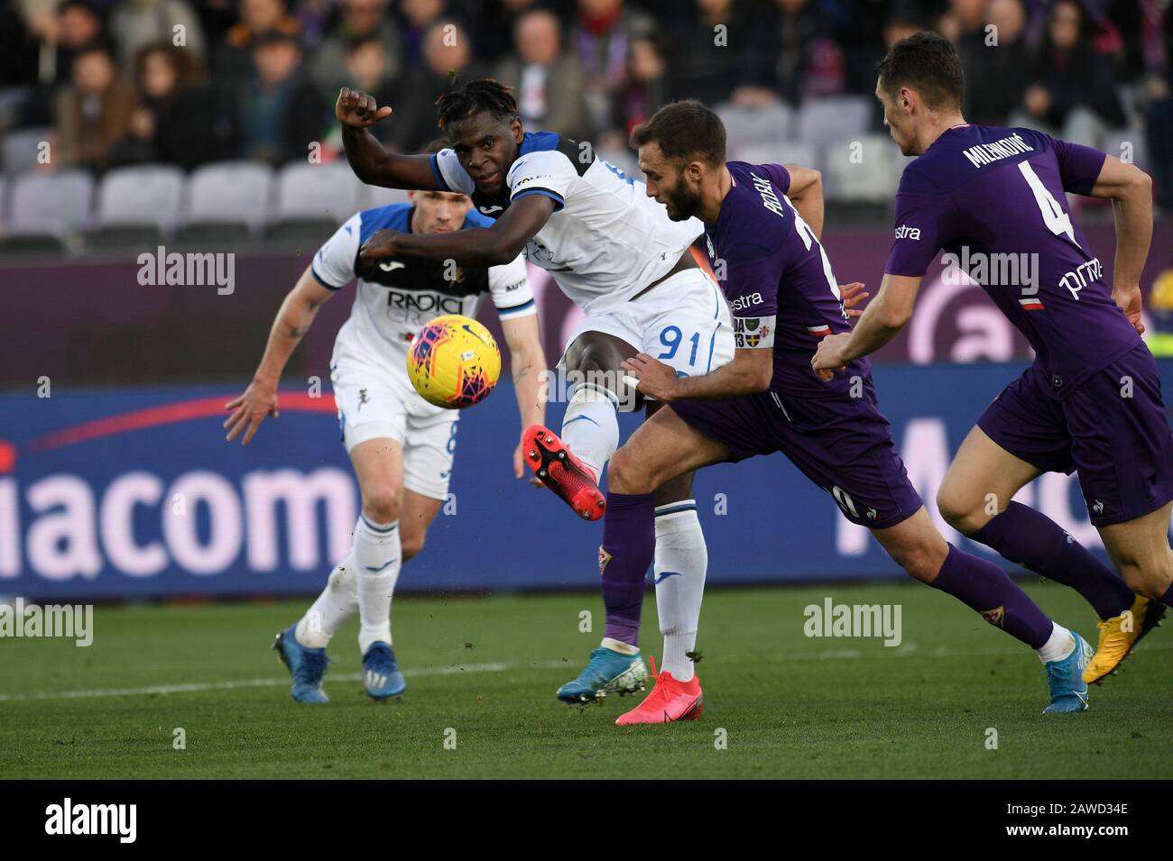 Firenze, Italie, 08 février 2020, duvan zapata (atalanta) en action pendant Fiorentina vs Atalanta - italien Serie A match de football - crédit: LPS/Matteo Papini/Alay Live News Banque D'Images
