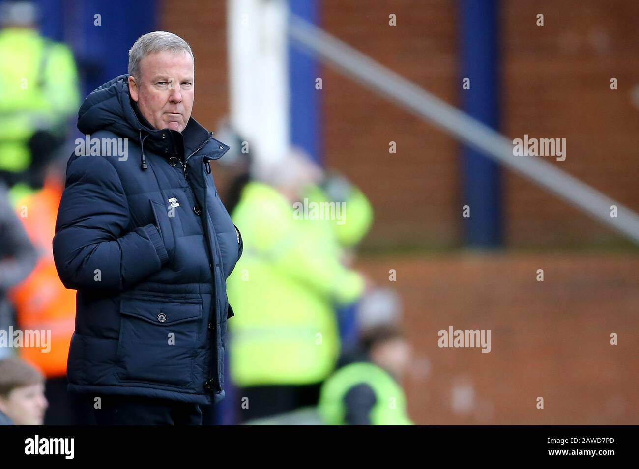 Birkenhead, Royaume-Uni. 8 février 2020. Kenny Jackett, responsable de Portsmouth, s'y intéresse. EFL Skybet football League One match, Tranmere Rovers / Portsmouth à Prenton Park, Birkenhead, Wirral le samedi 8 février 2020. Cette image ne peut être utilisée qu'à des fins éditoriales. Utilisation éditoriale uniquement, licence requise pour une utilisation commerciale. Aucune utilisation dans les Paris, les jeux ou une seule édition de club/ligue/joueur.pic par Chris Stading/Andrew Orchard sports photographie/Alay Live News crédit: Andrew Orchard sports photographie/Alay Live News Banque D'Images