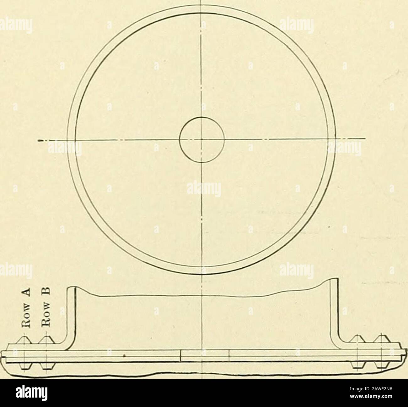 Mise en place pour les chaudières et les travailleurs de la tôle; un traité pratique sur la disposition des chaudières, des piles, des réservoirs, des tuyaux, des coudes et divers travaux de tôlerie . unds contrainte persquare pouce, quelle taille de broche sera nécessaire pour un renfort ij/^ diamètre, 60 000 livres résistance à la traction? 42 000 X 1-85 1-5 X 1-5 X 7854 X 9.000 -^ . = 1,23 pouce carré, zone de broche. —- = 1,25 pouce, diamètre de la goupille. ^ 3-1416 Bien que 6 ait été utilisé comme facteur de sécurité de la broche, on voit que le facteur de la jambe de force est 60,000 -^ 9 000 = 6,666. DÔMES DE VAPEUR. L'utilisation de dômes de vapeur sur les chaudières est rapide Banque D'Images