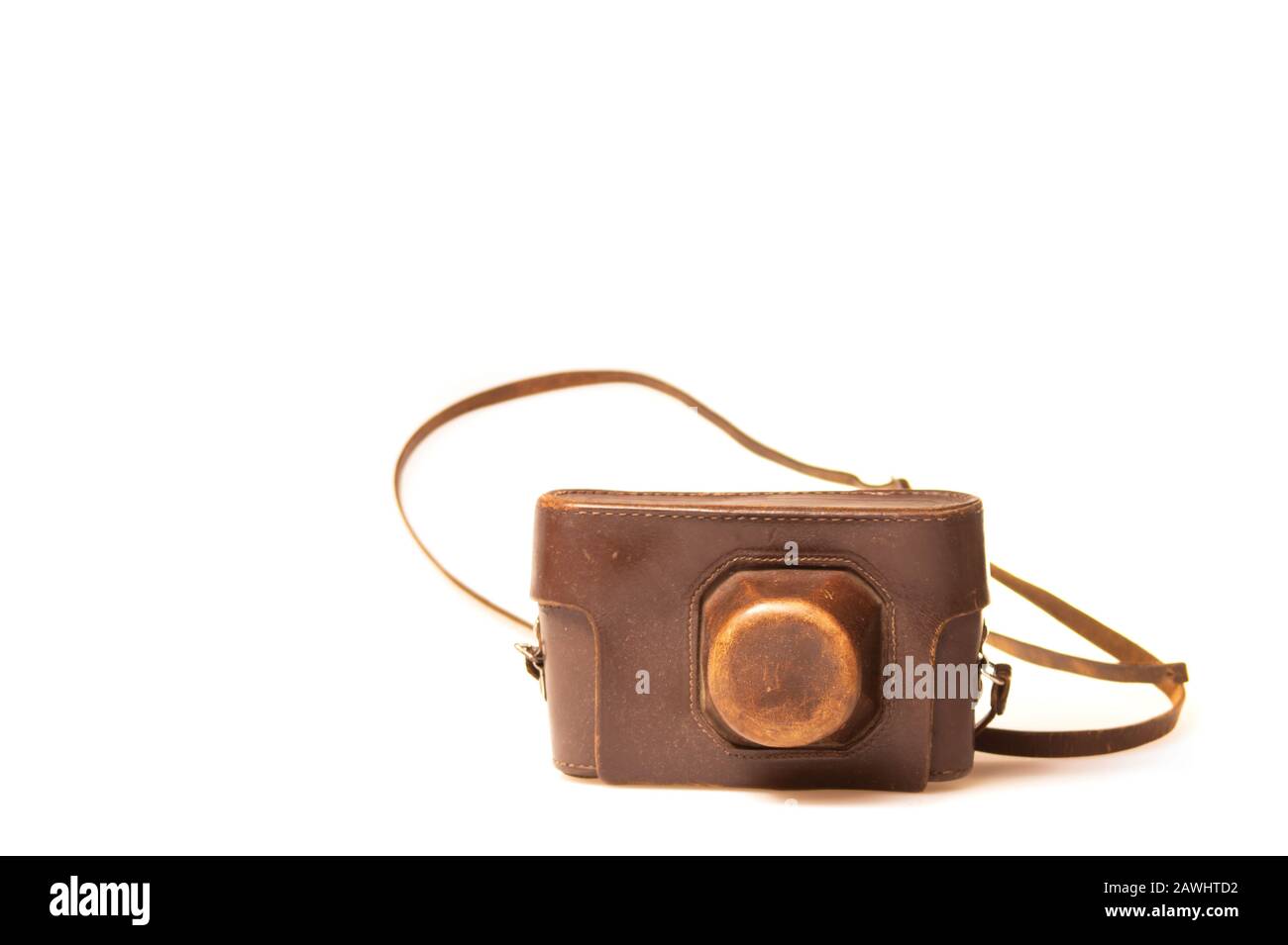 Ancien appareil photo dans un étui en cuir marron Banque D'Images