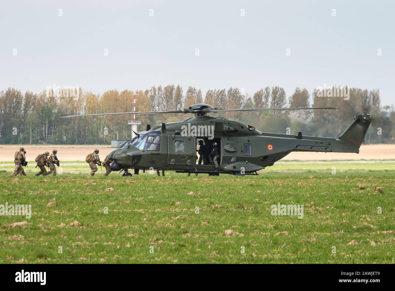 Hélicoptère militaire NH90 TTH du 18ème Escadron de la Force aérienne belge. Banque D'Images