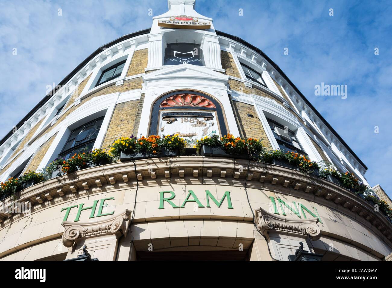 Le RAM Inn à côté du quartier RAM sur l'ancien site de la brasserie Young's Brewery, Wandsworth, Londres, SW18, Royaume-Uni Banque D'Images