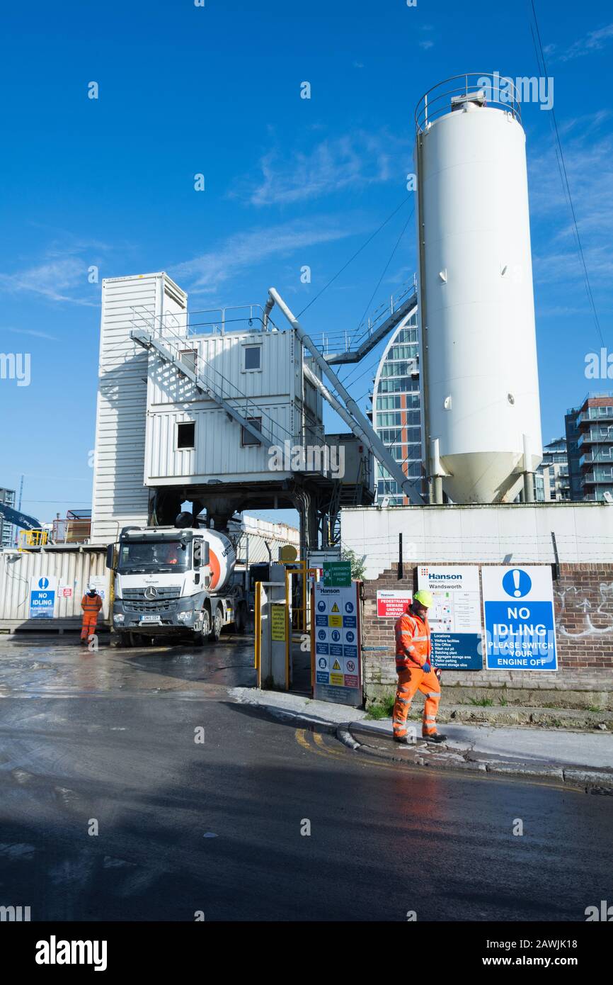 Hanson Ready Mix Concrete, Pier Terrace, Juifs Row, Wandsworth, Londres Banque D'Images