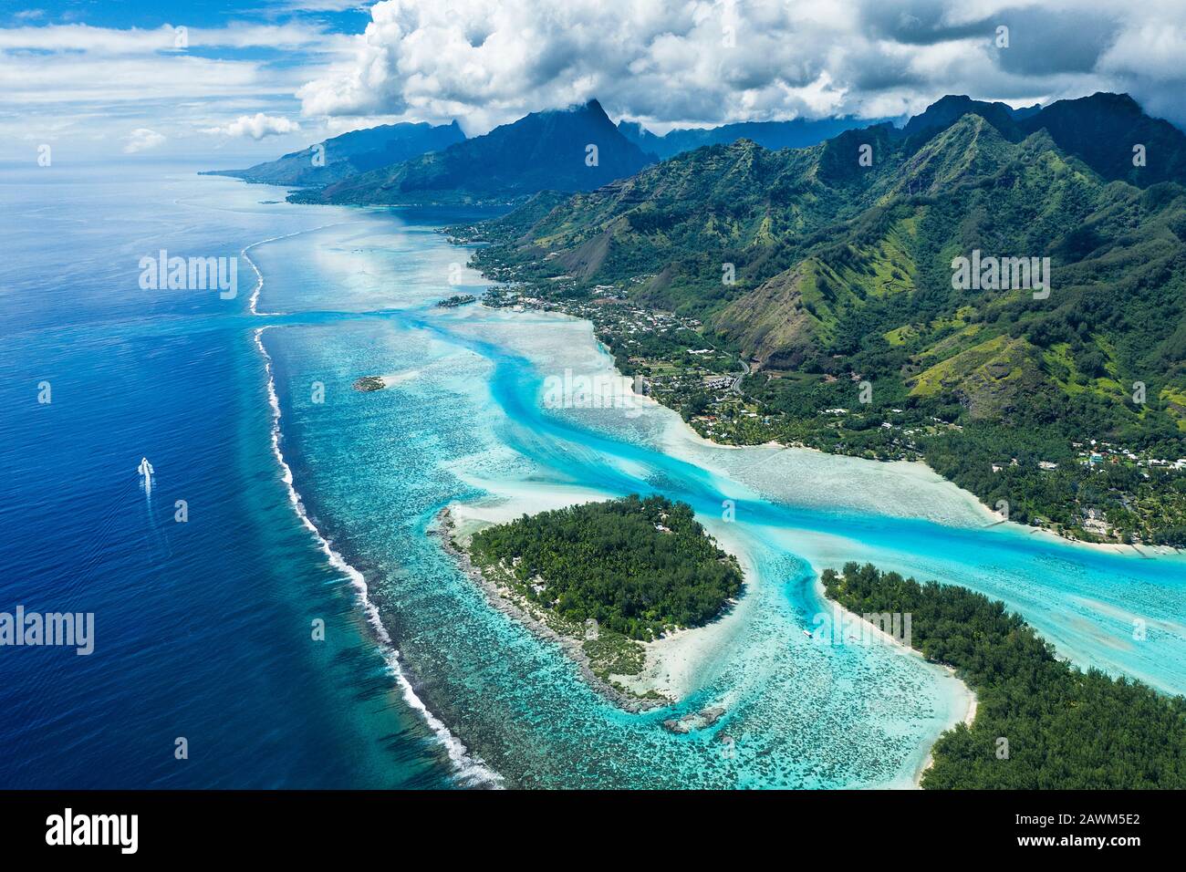 Lagunes Au Nord-Ouest De Moorea, Moorea, Polynésie Française Banque D'Images