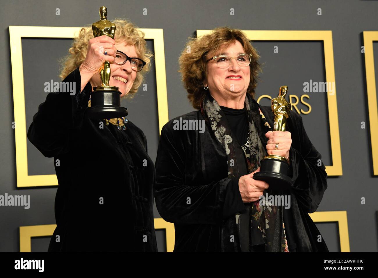 Barbara Ling et Nancy Haigh, remportent l'Oscar de la production Design pour Une Fois à Hollywood dans la salle de presse lors des 92ème Academy Awards qui ont eu lieu au Dolby Theatre à Hollywood, Los Angeles, États-Unis. Banque D'Images
