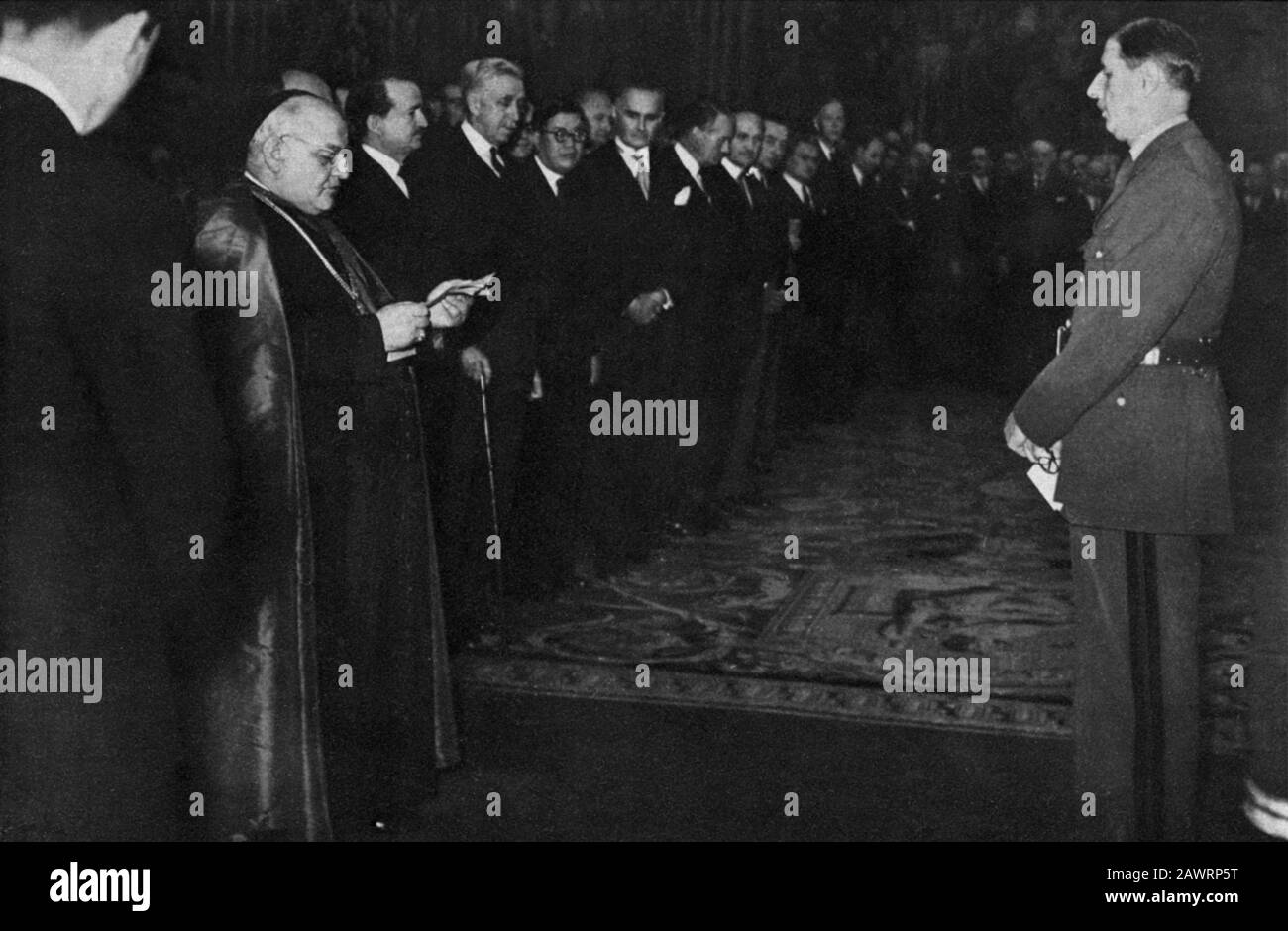 1945 , 1er janvier , PARIS , FRANCE : le Pape italien JEAN XXIII ( 1881 - 1963 ), né ANGELO RONCALLI . Dans cette photo quand a été élu le nouveau NUNZIO Banque D'Images