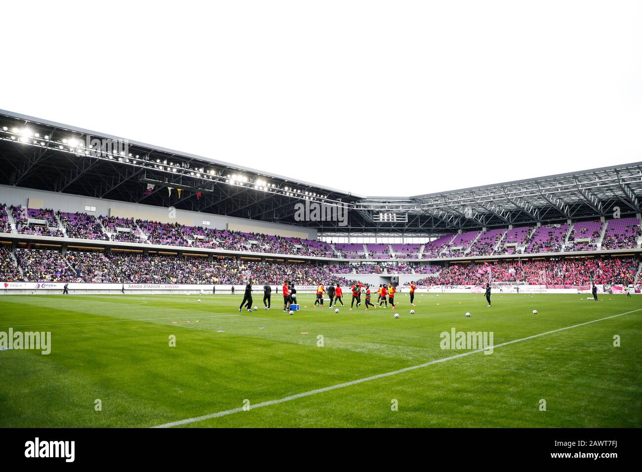 Kameoka, Kyoto, Japon. 9 février 2020. Vue générale du stade Sanga par KYOCERA, 9 février 2020 - Football/Football : 2020 J.League Preseason match entre Kyoto Sanga F.C. 2-3 Cerezo Osaka au stade Sanga par KYOCERA à Kameoka, Kyoto, Japon. Crédit: SportsPressJP/AFLO/Alay Live News Banque D'Images