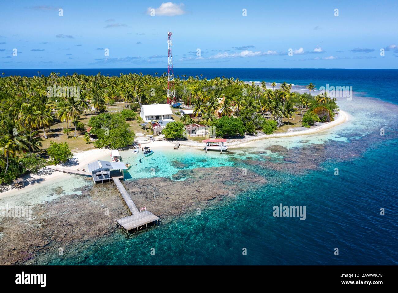 Village De Tetamanu À L'Atoll De Fakarava, Tuamotu Archipel, Polynésie Française Banque D'Images