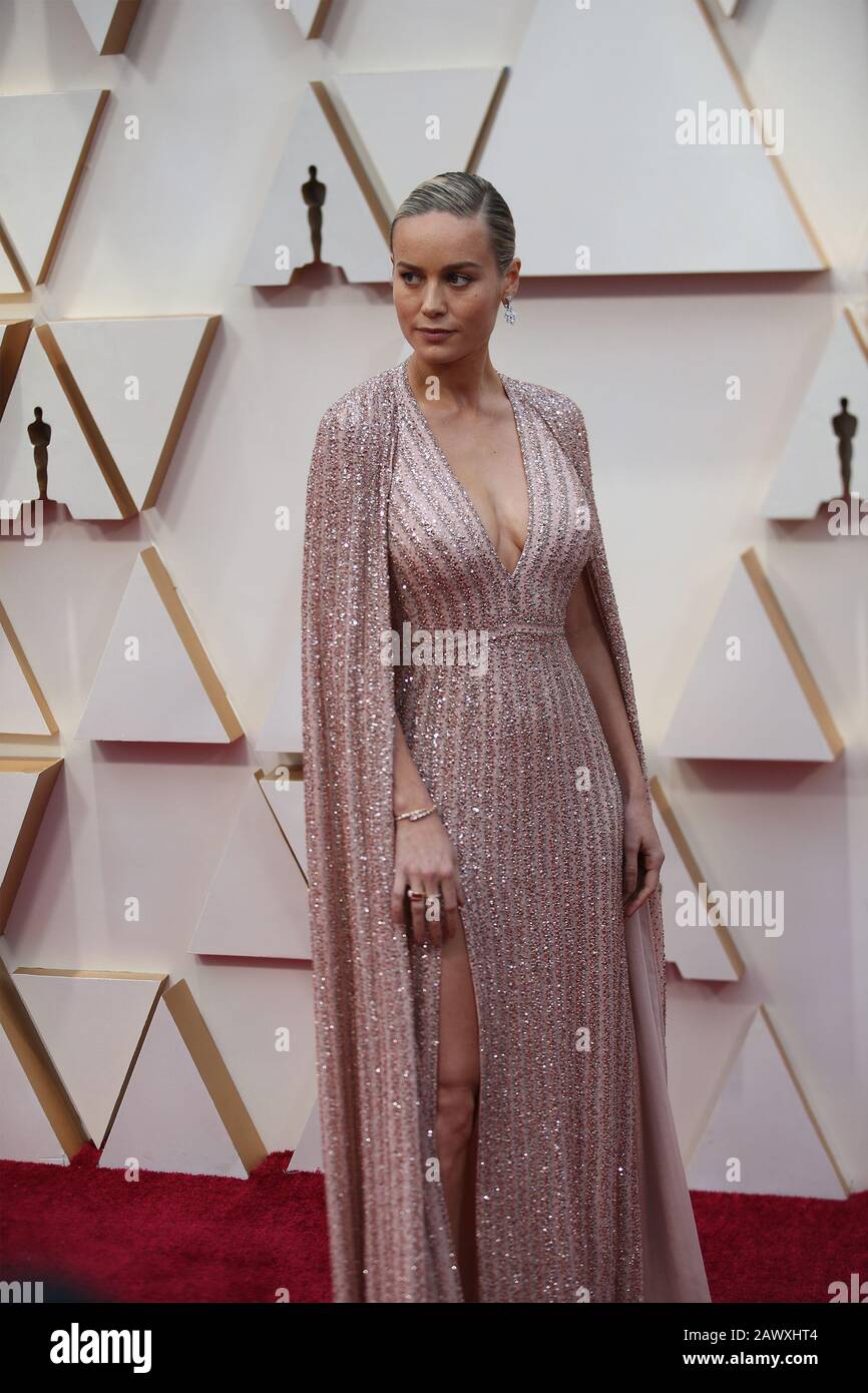 (200210) -- LOS ANGELES, 10 février 2020 (Xinhua) -- Brie Larson arrive pour le tapis rouge des 92ème Academy Awards au Dolby Theatre de Los Angeles, aux États-Unis, le 9 février 2020. (Xinhua/Li Ying) Banque D'Images