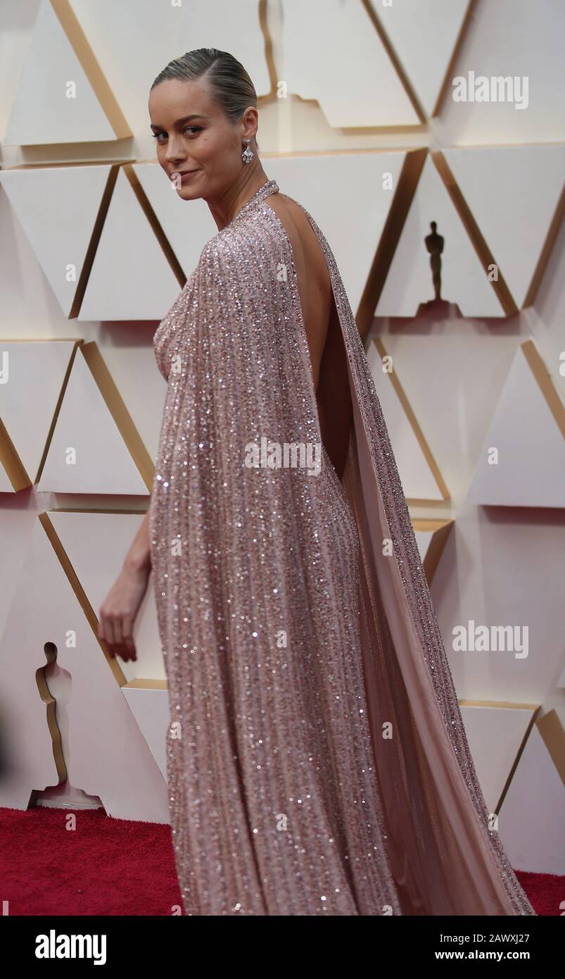 (200210) -- LOS ANGELES, 10 février 2020 (Xinhua) -- Brie Larson arrive pour le tapis rouge des 92ème Academy Awards au Dolby Theatre de Los Angeles, aux États-Unis, le 9 février 2020. (Xinhua/Li Ying) Banque D'Images