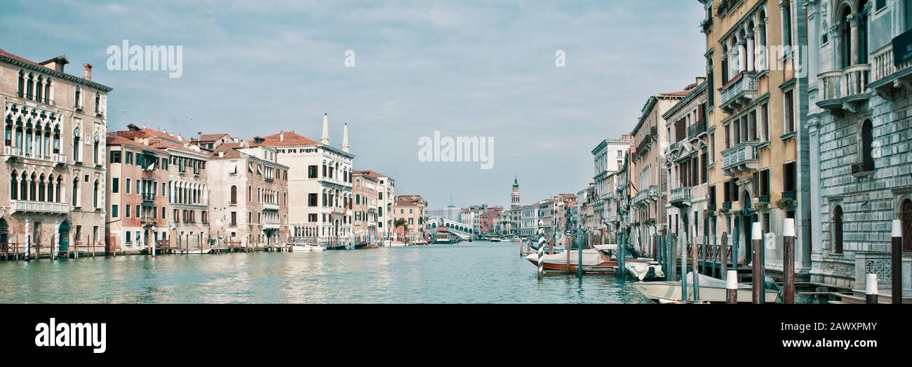 Vue panoramique sur le Grand Canal à Venise, Italie Banque D'Images